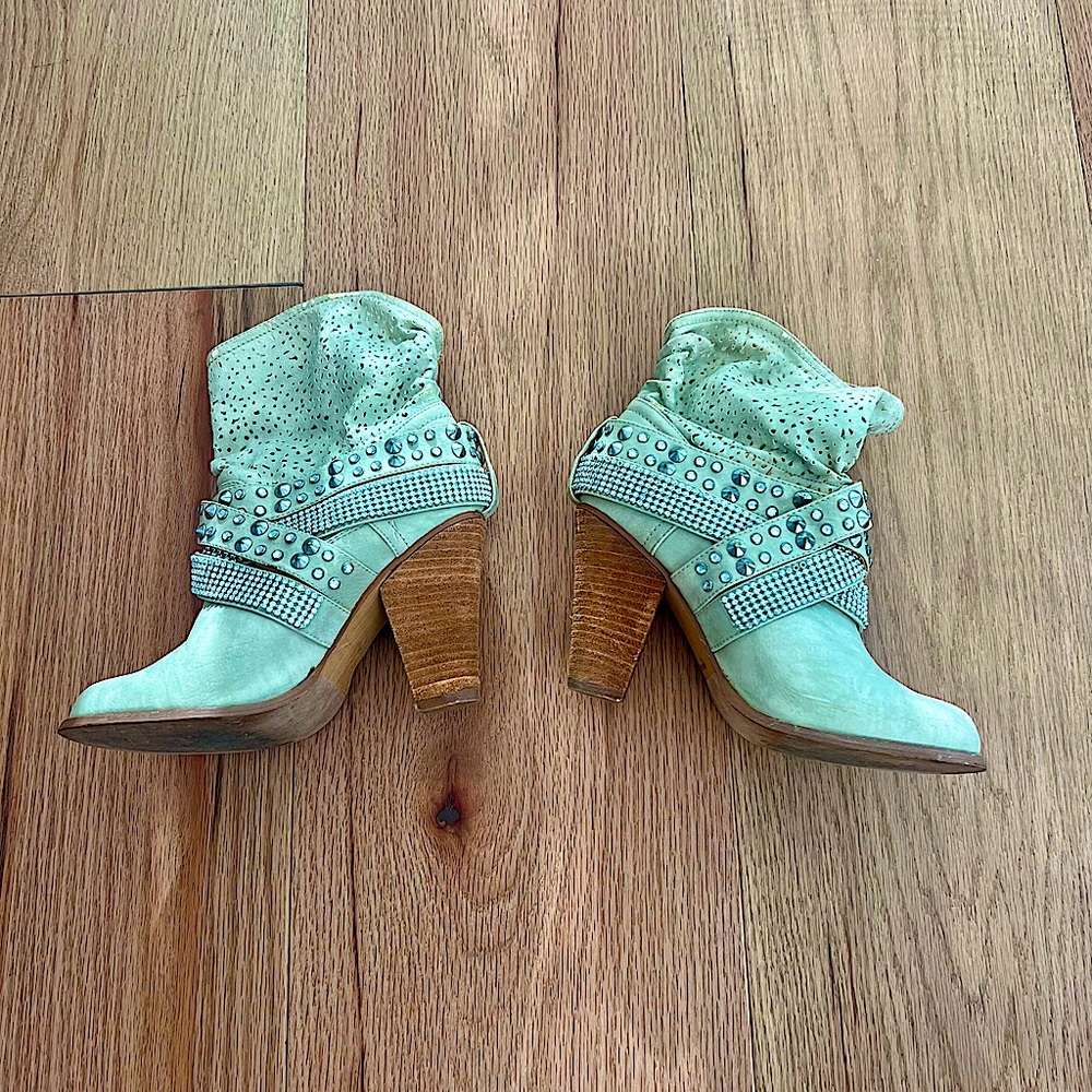 Booties - Picture 6 of 6